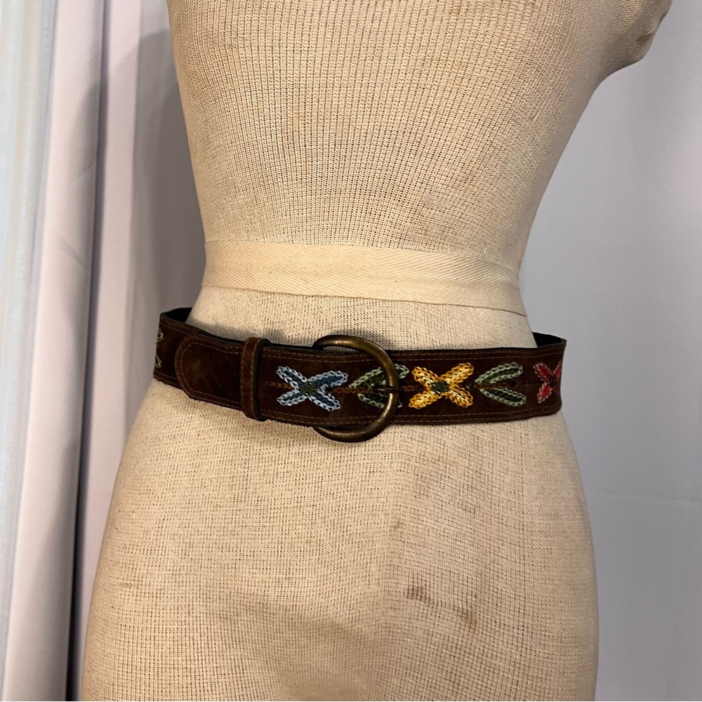 Vintage brown women Faux Suede belt applique floral embroidery brass buckles. S